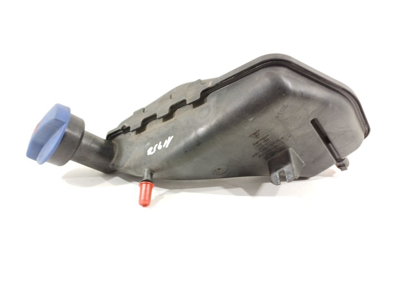 Recambio de deposito expansion para porsche panamera diesel referencia OEM IAM 97010605103  