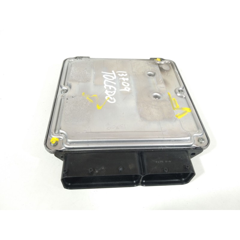 Recambio de centralita motor uce para seat toledo iii (5p2) 1.9 tdi referencia OEM IAM 03G906016HC  0281012289