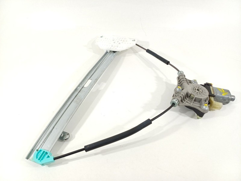 Recambio de elevalunas delantero derecho para kia rio (yb) referencia OEM IAM 82460H8000  82402H8100