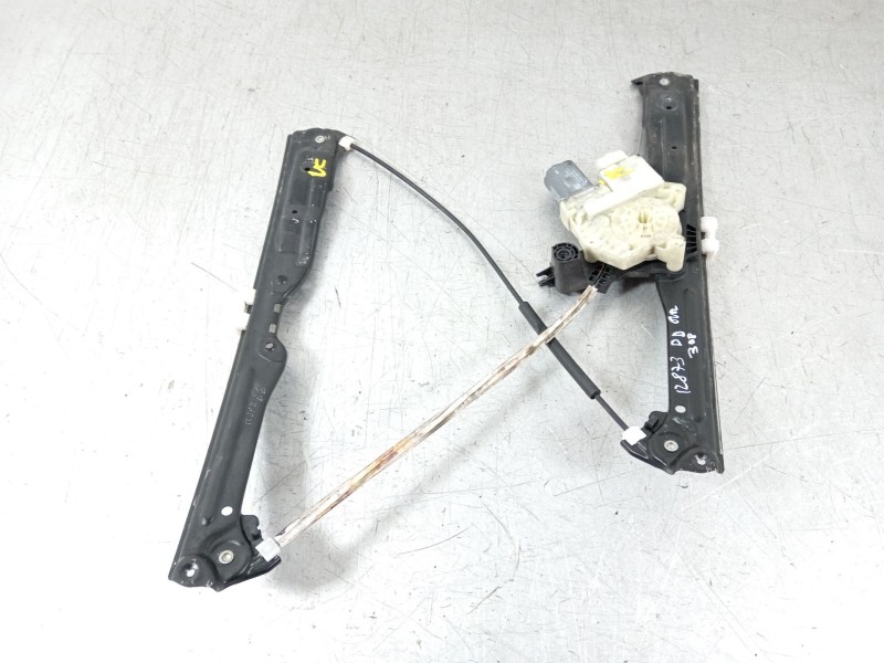 Recambio de elevalunas delantero derecho para peugeot 308 business line referencia OEM IAM 9677734780  