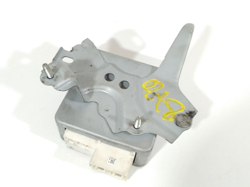 Recambio de centralita direccion para toyota yaris (ksp9/scp9/nlp9) básico referencia OEM IAM 896500D110  