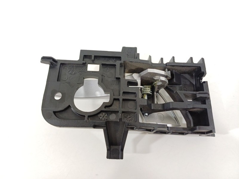 Recambio de maneta interior trasera derecha para kia rio (yb) referencia OEM IAM 83623H8500  