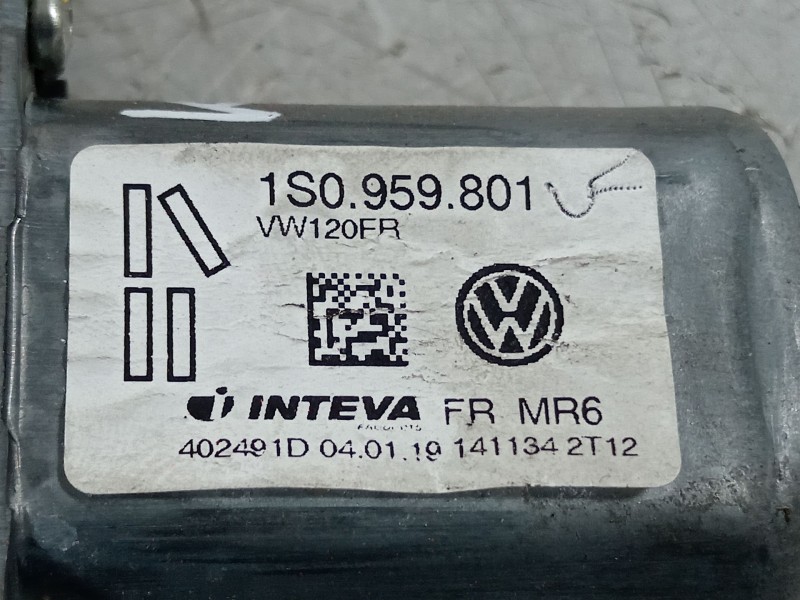 Recambio de elevalunas delantero derecho para volkswagen up gti referencia OEM IAM 1S3837462A 1S0959801 