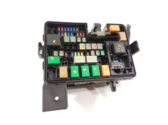 Recambio de caja reles / fusibles para kia stonic (ybcuv) platinum edition referencia OEM IAM 91746HB460  