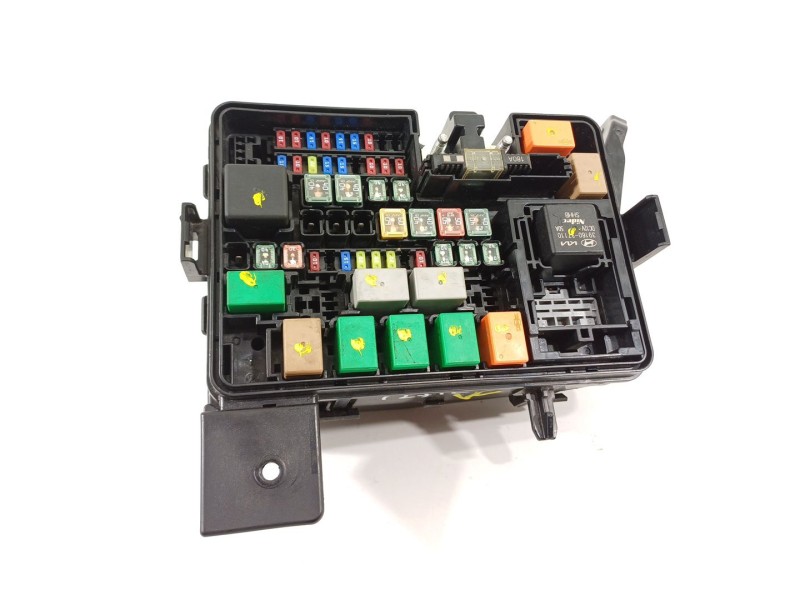 Recambio de caja reles / fusibles para kia stonic (ybcuv) platinum edition referencia OEM IAM 91746HB460  