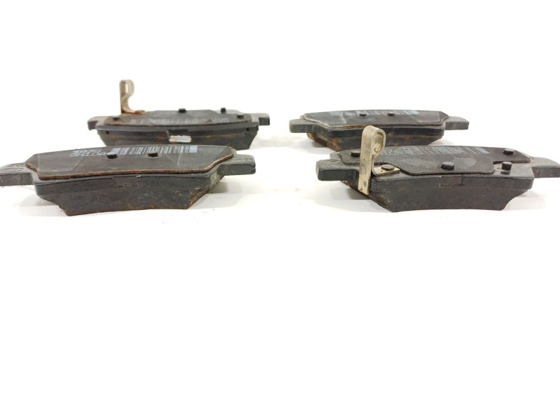 Recambio de pastillas freno traseras para kia stonic (ybcuv) platinum edition referencia OEM IAM 58302H8A08  08383H10A