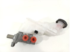 Recambio de bomba freno para kia stonic (ybcuv) platinum edition referencia OEM IAM 58510H8210  