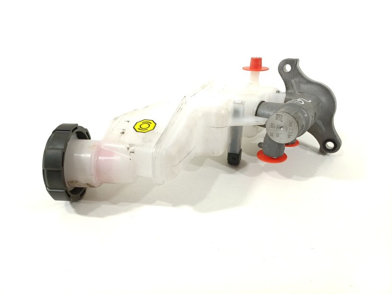 Recambio de bomba freno para kia stonic (ybcuv) platinum edition referencia OEM IAM 58510H8210  