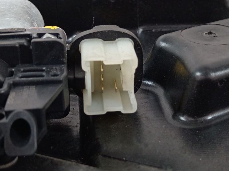 Recambio de elevalunas delantero izquierdo para nissan x-trail (t31) le referencia OEM IAM 80731EH100  