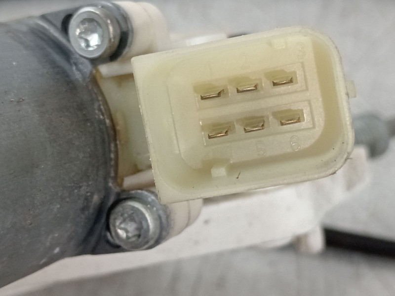 Recambio de elevalunas trasero derecho para mercedes-benz clase cls (w219) 320 cdi (219.322) referencia OEM IAM A2197300846  