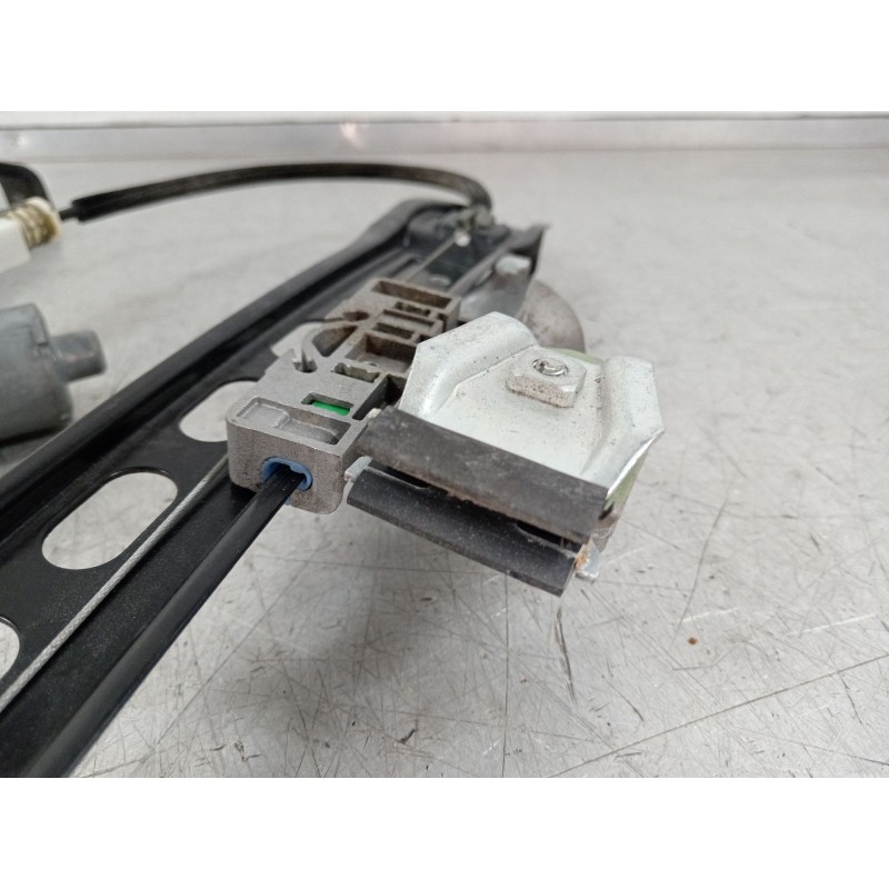 Recambio de elevalunas trasero derecho para mercedes-benz clase cls (w219) 320 cdi (219.322) referencia OEM IAM A2197300846  