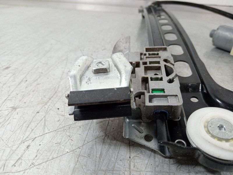 Recambio de elevalunas trasero izquierdo para mercedes-benz clase cls (w219) 320 cdi (219.322) referencia OEM IAM a2197300746  