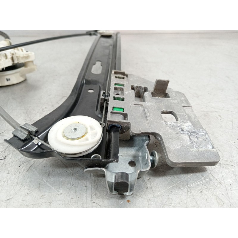 Recambio de elevalunas trasero izquierdo para mercedes-benz clase cls (w219) 320 cdi (219.322) referencia OEM IAM a2197300746  