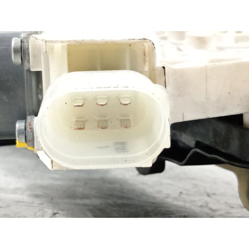 Recambio de elevalunas delantero izquierdo para bmw serie 5 lim. (f10) 520d efficientdynamics edition referencia OEM IAM 7182111