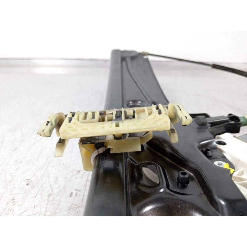 Recambio de elevalunas delantero izquierdo para bmw serie 5 lim. (f10) 520d efficientdynamics edition referencia OEM IAM 7182111