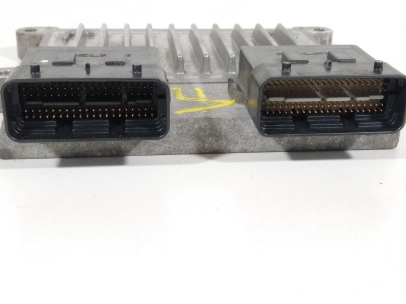 Recambio de centralita motor uce para hyundai sonata (nf) 3.3 v6 style referencia OEM IAM 391103C720  