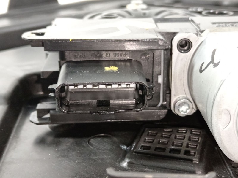 Recambio de elevalunas delantero izquierdo para kia xceed m6ah11 referencia OEM IAM 82470J7010 9450000100 