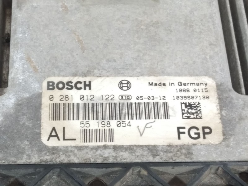 Recambio de centralita motor uce para opel astra h (a04) 1.9 cdti (l48) referencia OEM IAM 55198054  