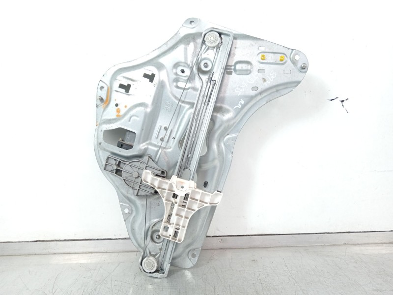 Recambio de elevalunas trasero derecho para hyundai ix35 classic 2wd referencia OEM IAM 834802Y010  