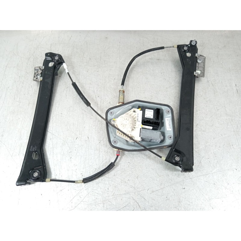 Recambio de elevalunas delantero derecho para volkswagen scirocco (137) 2.0 tdi (103kw) referencia OEM IAM 1Q0959702 5K0959792 1