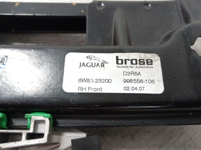 Recambio de elevalunas delantero derecho para jaguar xk coupé/convertible 4.2 v8 32v cat referencia OEM IAM 6W8323200  