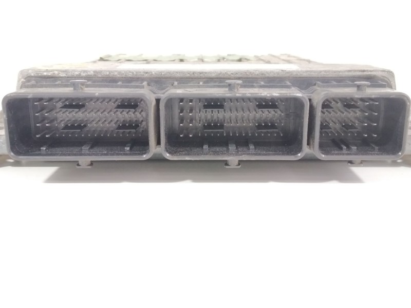 Recambio de centralita motor uce para renault megane iii coupé-cabrio dynamique referencia OEM IAM 237100822R S180067140A SID305