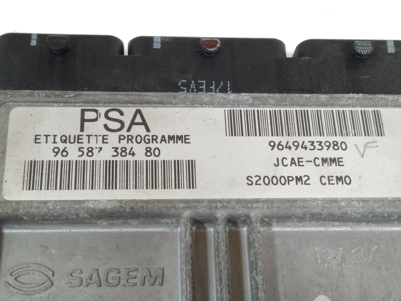 Recambio de centralita motor uce para peugeot 1007 (km_) 1.4 referencia OEM IAM 9658738480 9649433980 215853504A