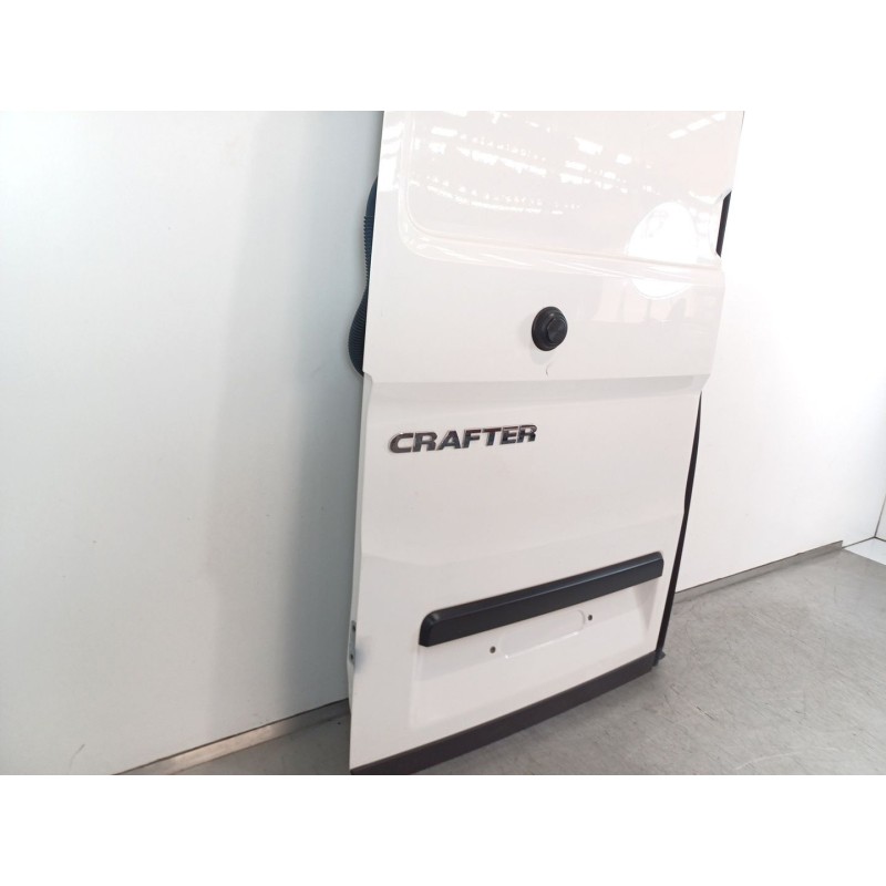 Recambio de puerta trasera izquierda para volkswagen crafter kasten (sy) furgón 35 bl ta fwd referencia OEM IAM 7C3827091CD  
