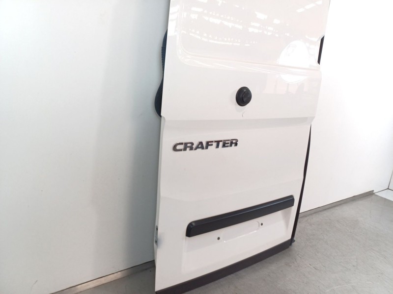 Recambio de puerta trasera izquierda para volkswagen crafter kasten (sy) furgón 35 bl ta fwd referencia OEM IAM 7C3827091CD  