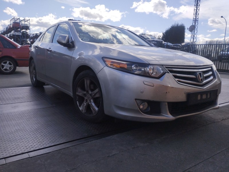 honda accord viii (cu) del año 2025