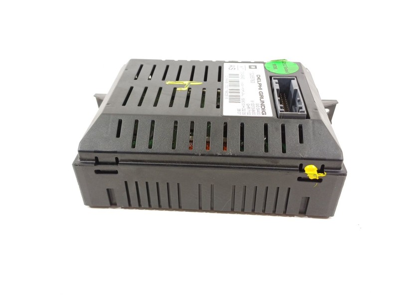 Recambio de pantalla multifuncion para opel corsa d ´´111 years´´ referencia OEM IAM 13265763  