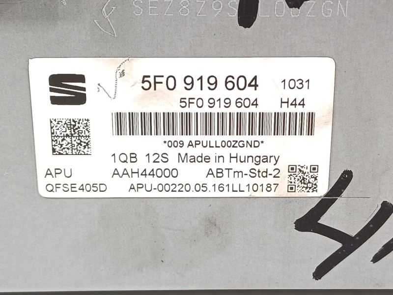 Recambio de pantalla multifuncion para seat leon (5f1) fr referencia OEM IAM 5F0919604  