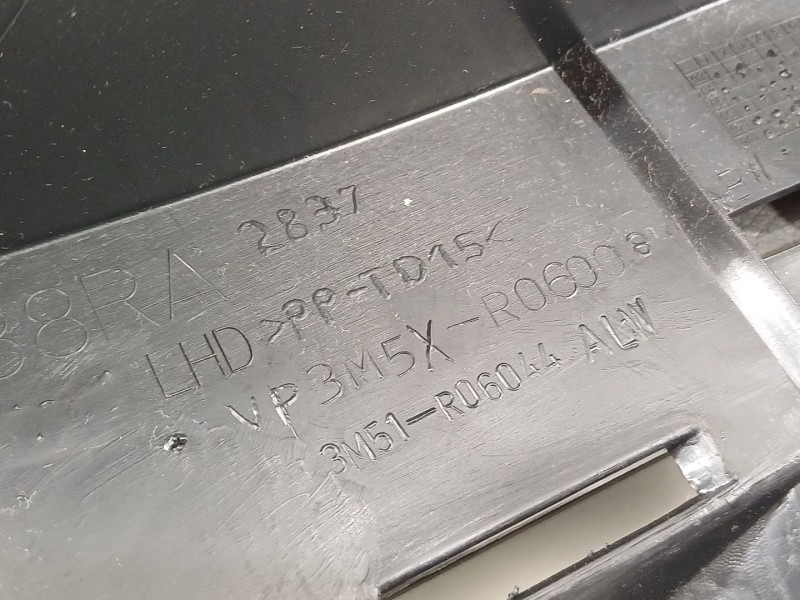 Recambio de guantera para ford kuga i 2.0 tdci referencia OEM IAM 3M51R06044ALW  