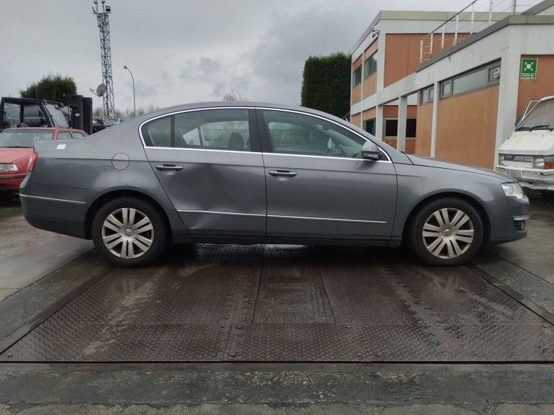 volkswagen passat b1 (32) del año 2008