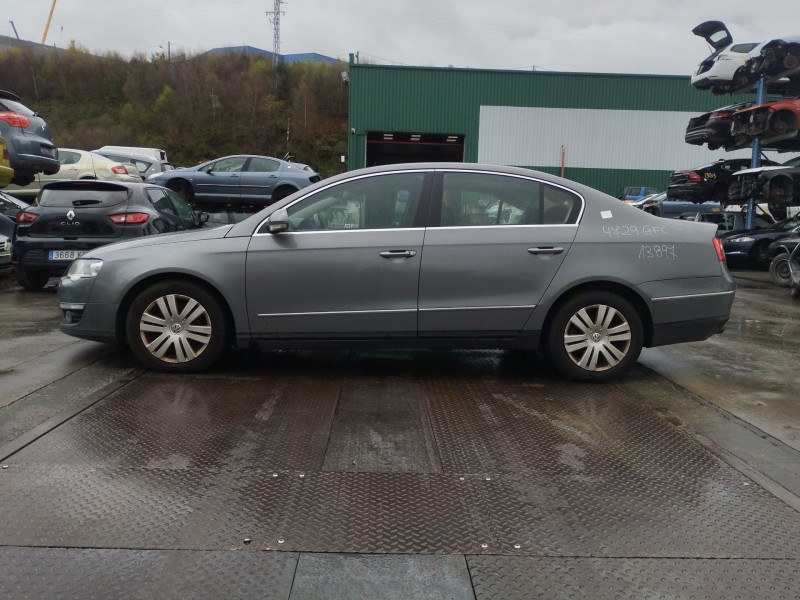 volkswagen passat b1 (32) del año 2008