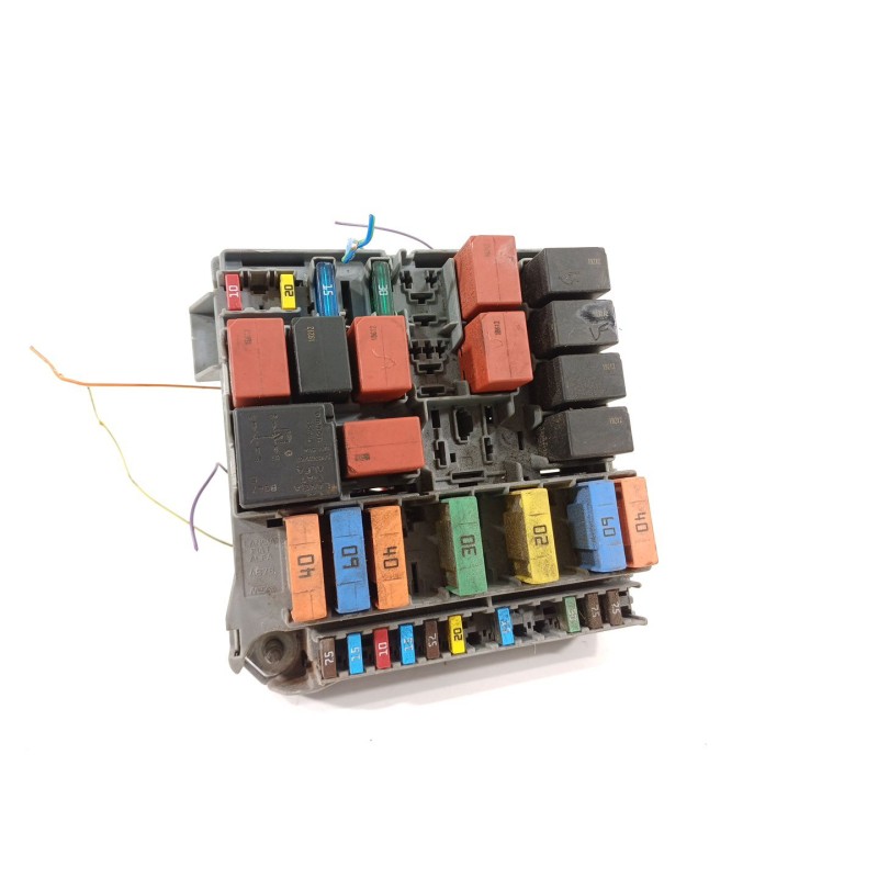 Recambio de caja reles / fusibles para peugeot bipper avantage referencia OEM IAM 51905216  