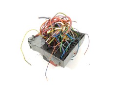 Recambio de caja reles / fusibles para peugeot bipper avantage referencia OEM IAM 51905216   2