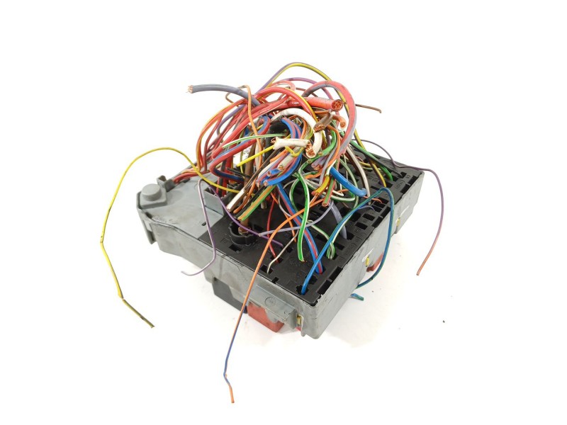 Recambio de caja reles / fusibles para peugeot bipper avantage referencia OEM IAM 51905216  