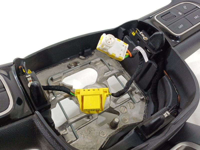 Recambio de volante para citroën c3 iii (sx) 1.5 bluehdi 100 (sxyhyp, sxyhtu) referencia OEM IAM 98164325ZD  