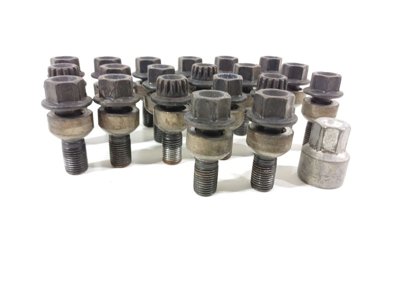 Recambio de no identificado para porsche panamera diesel referencia OEM IAM 99736120301  99736105702