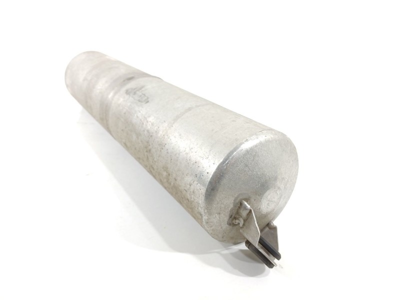 Recambio de acumulador central amortiguacion para porsche panamera diesel referencia OEM IAM 97035815503  