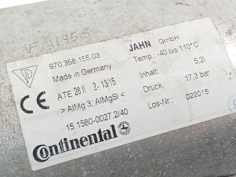 Recambio de acumulador central amortiguacion para porsche panamera diesel referencia OEM IAM 97035815503  