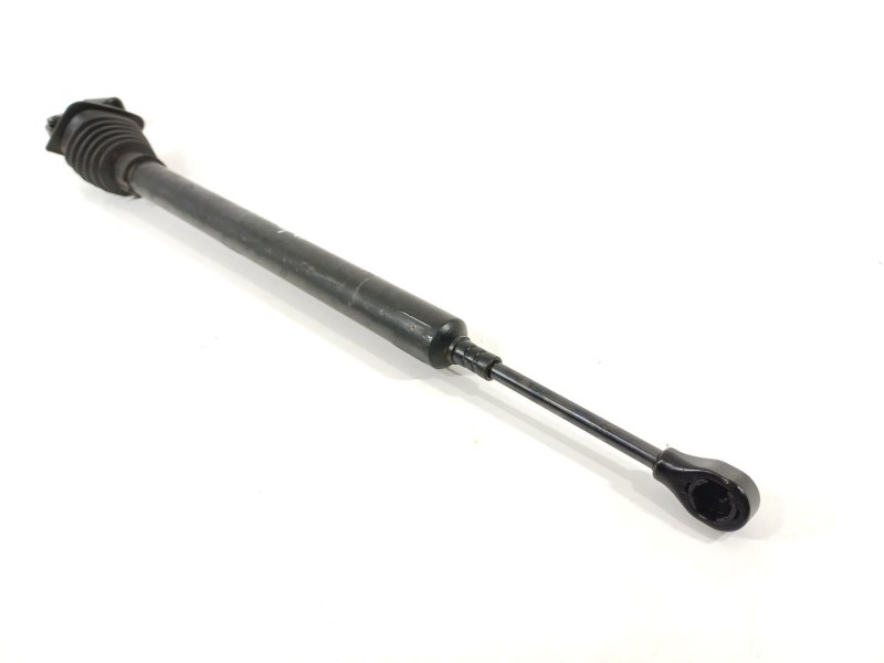 Recambio de retenedor puerta para porsche panamera diesel referencia OEM IAM 970536152  