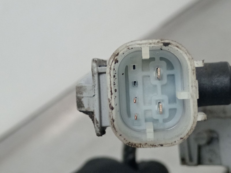 Recambio de mangueta trasera derecha para mercedes-benz clase b (w247) 247 referencia OEM IAM A24735600  