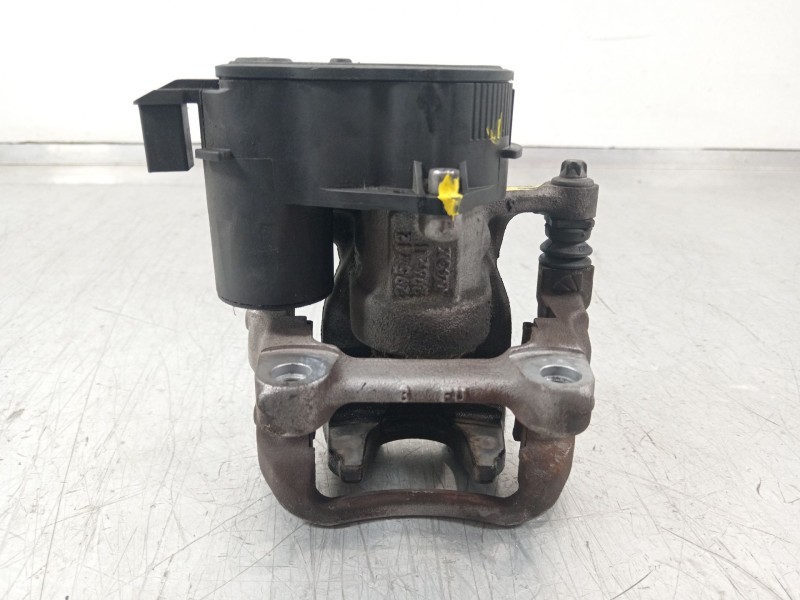 Recambio de pinza freno trasera derecha para mercedes-benz clase b (w247) 247 referencia OEM IAM A2474230298  