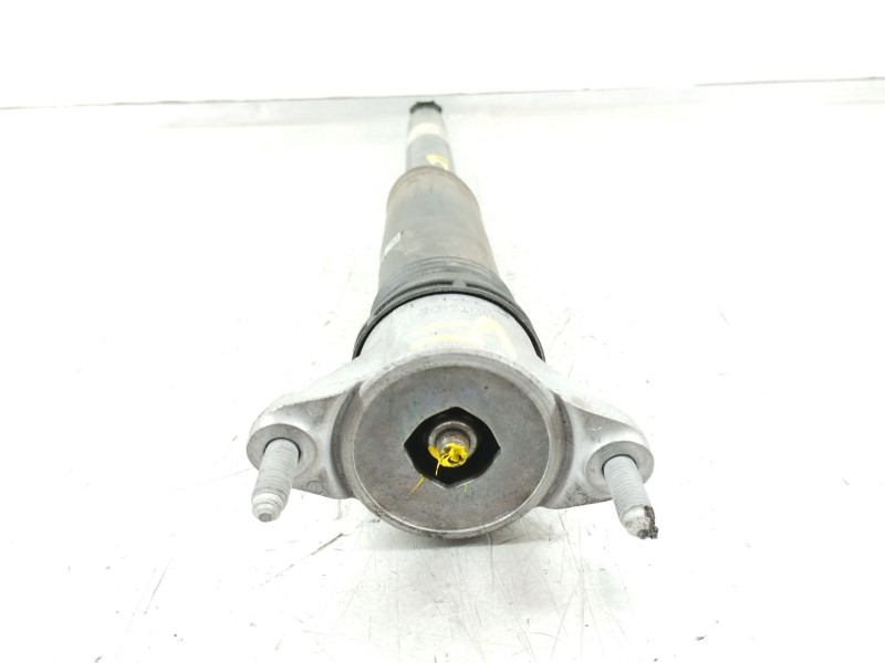 Recambio de amortiguador trasero izquierdo para mercedes-benz clase b (w247) 247 referencia OEM IAM A2473200031  