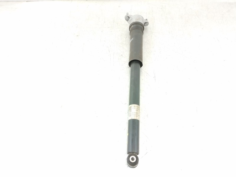 Recambio de amortiguador trasero derecho para mercedes-benz clase b (w247) 247 referencia OEM IAM A2473200031  