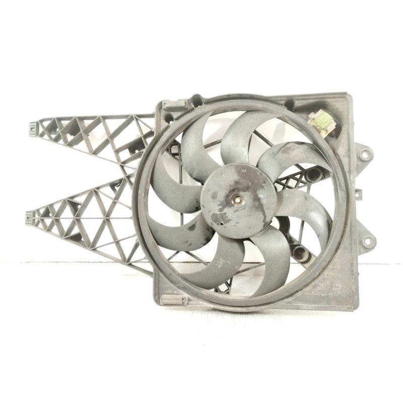 Recambio de electroventilador para fiat bravo ii (198_) 1.9 d multijet (198axb1a) referencia OEM IAM 51805132 882300200 