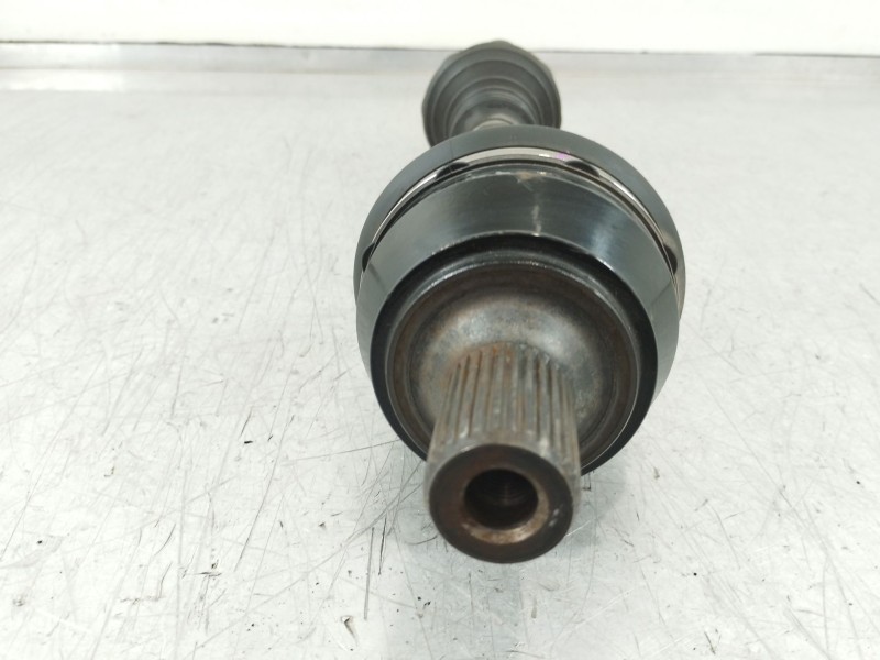 Recambio de transmision delantera izquierda para mercedes-benz clase b (w247) 247 referencia OEM IAM A1773303001  