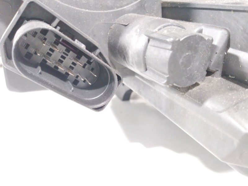 Recambio de faro derecho para mercedes-benz clase cla (w117) cla 200 cdi (117.301) referencia OEM IAM A1179065200  